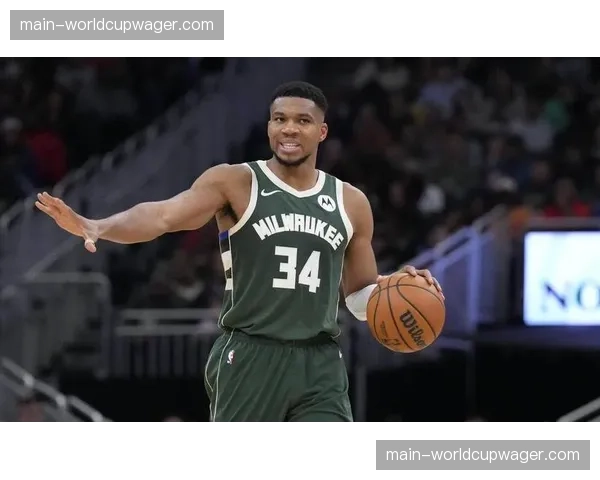 扬尼斯·阿德托昆博:谈论卫冕失败后的心态与未来计划 扬尼斯·阿德托昆博:谈论卫冕失败后的心态与未来计划