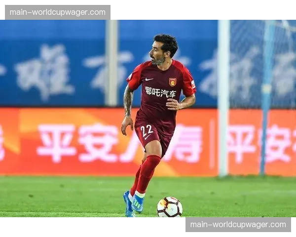 战术风格多元化，防反与控球体系在中超并存发展